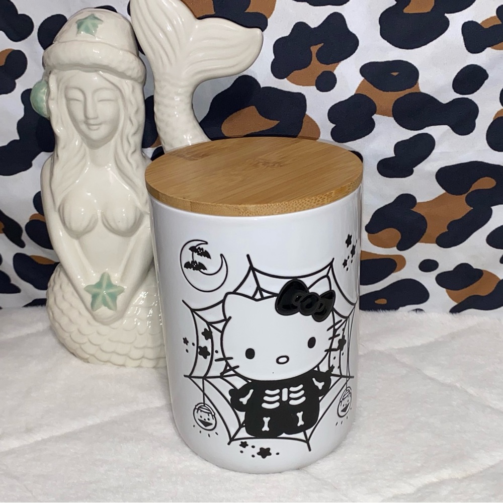 HELLO KITTY CERAMIC JAR BY SANRIO